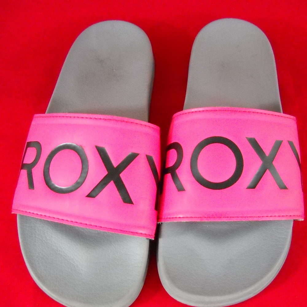 Roxy Pink Size 9 Slip On Sandals Flats CUTE!